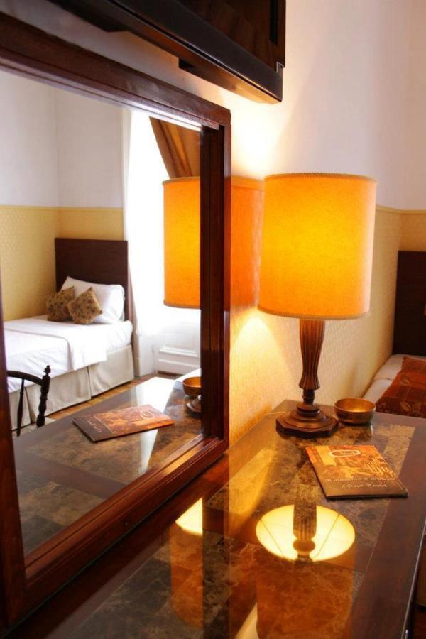 Philip House Hotel Alexandria Room photo